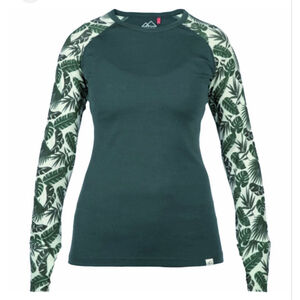 Women's PLAY WILD 100% merino Green & White Leaf Print Long Sleeve Tee Size 10